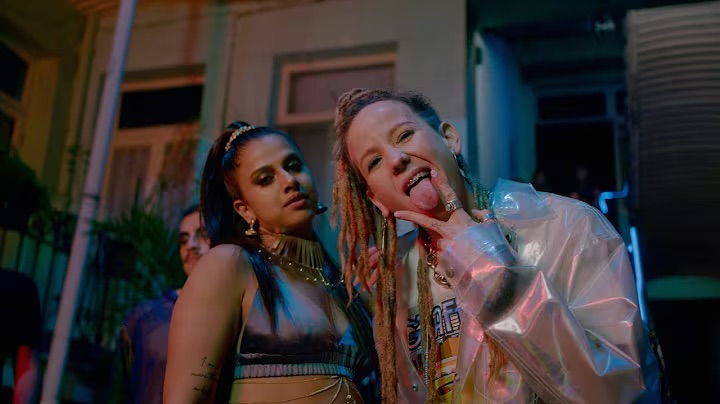 Tracy De Sá ft Niña Dioz - Nuestro Momento